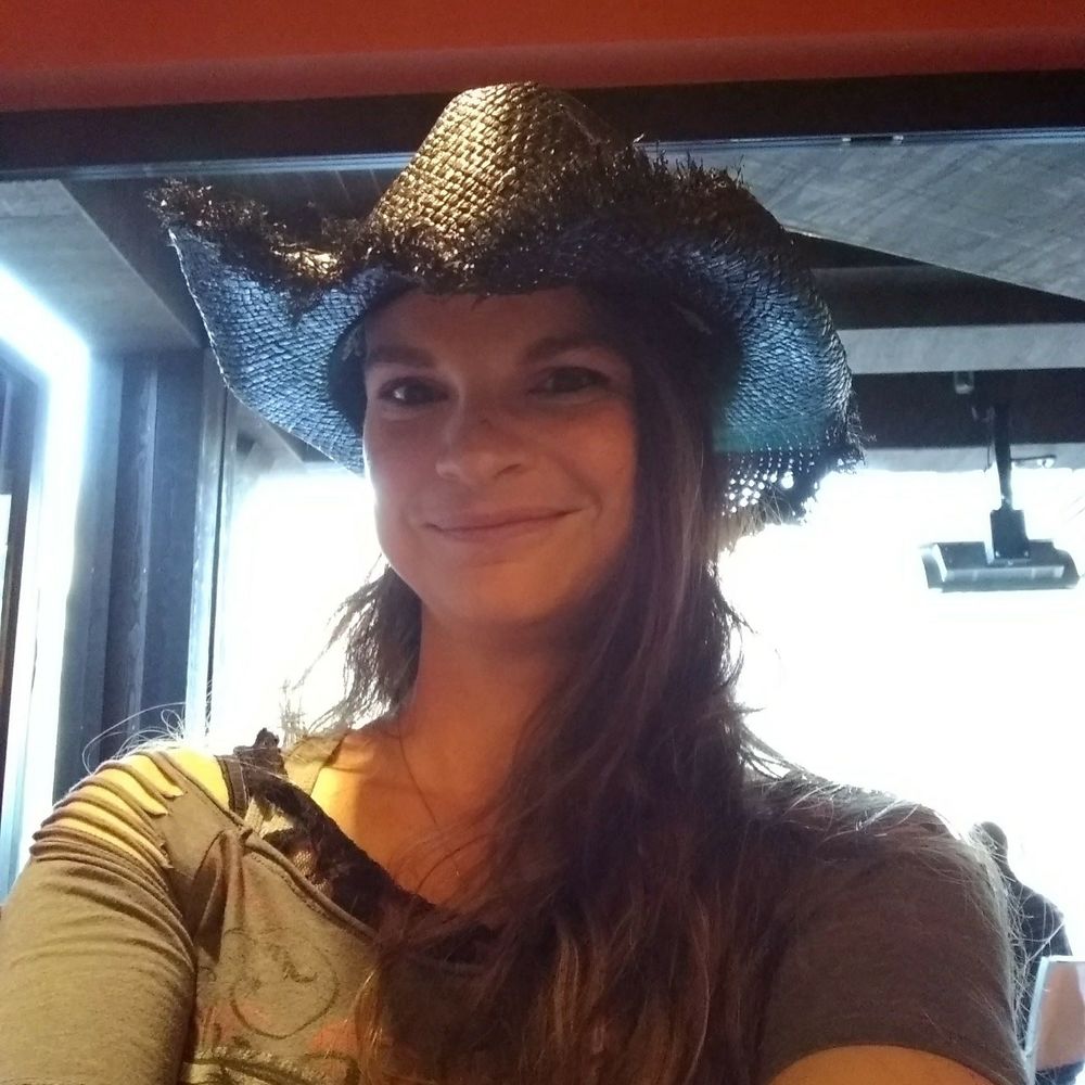 Meet your Posher, Anita